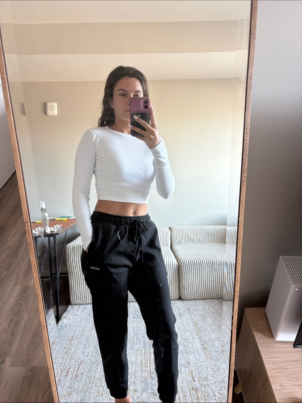 Guess Black Women’s sweatpants with pockets